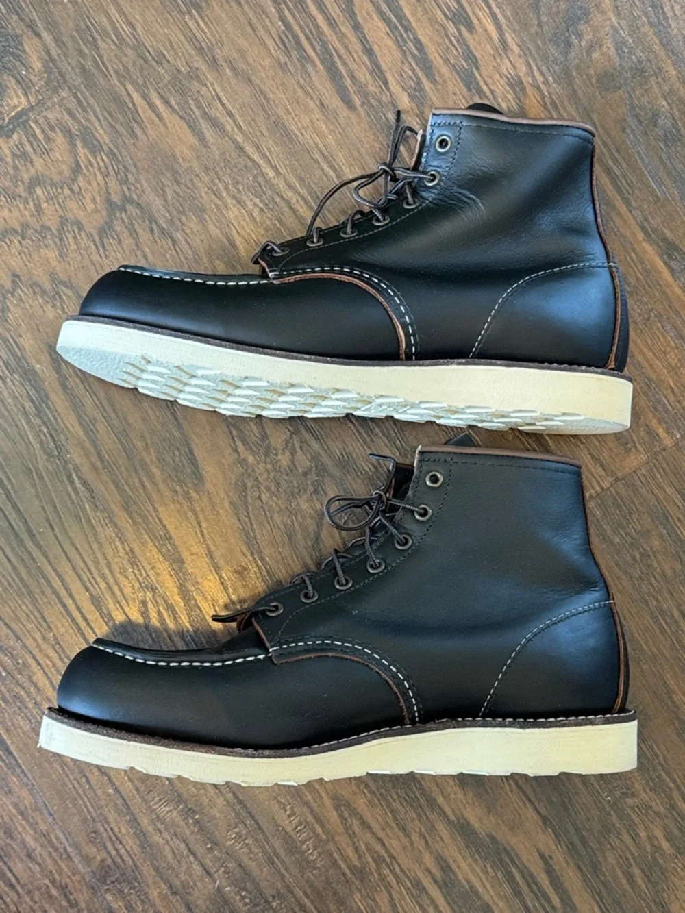 Red Wing Shoes Men's 6-Inch Boot in Black Prairie Leather, Style # 8849, Sz 11.5